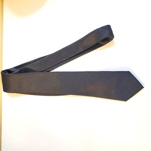Calvin Klein men's stripped Slim  tie